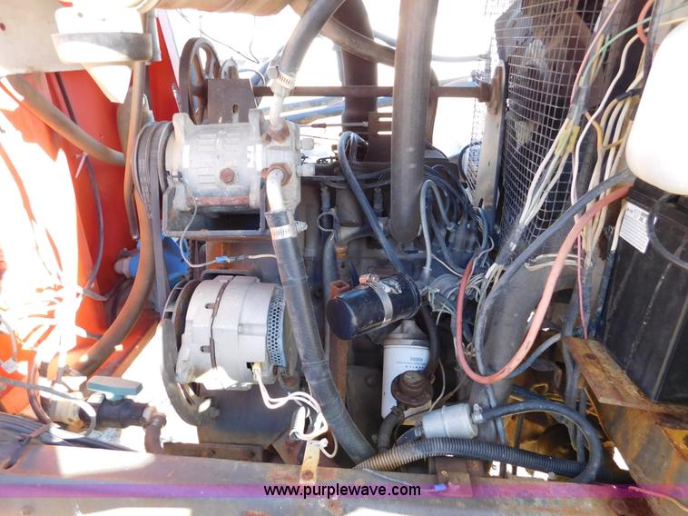 image for item J7410 SpraCoupe 220 self-propelled applicator