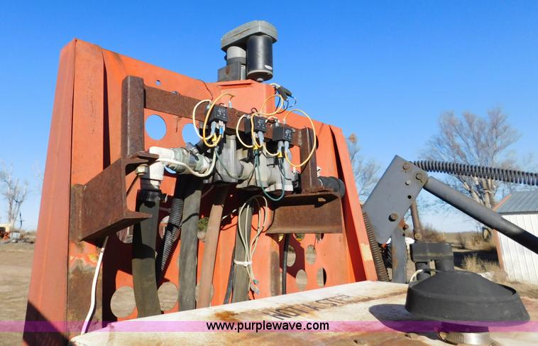 image for item J7410 SpraCoupe 220 self-propelled applicator