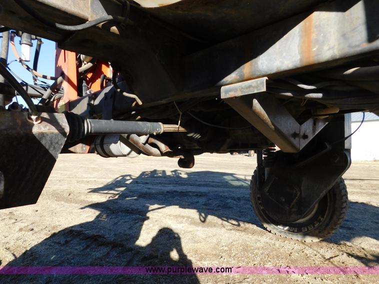 image for item J7410 SpraCoupe 220 self-propelled applicator