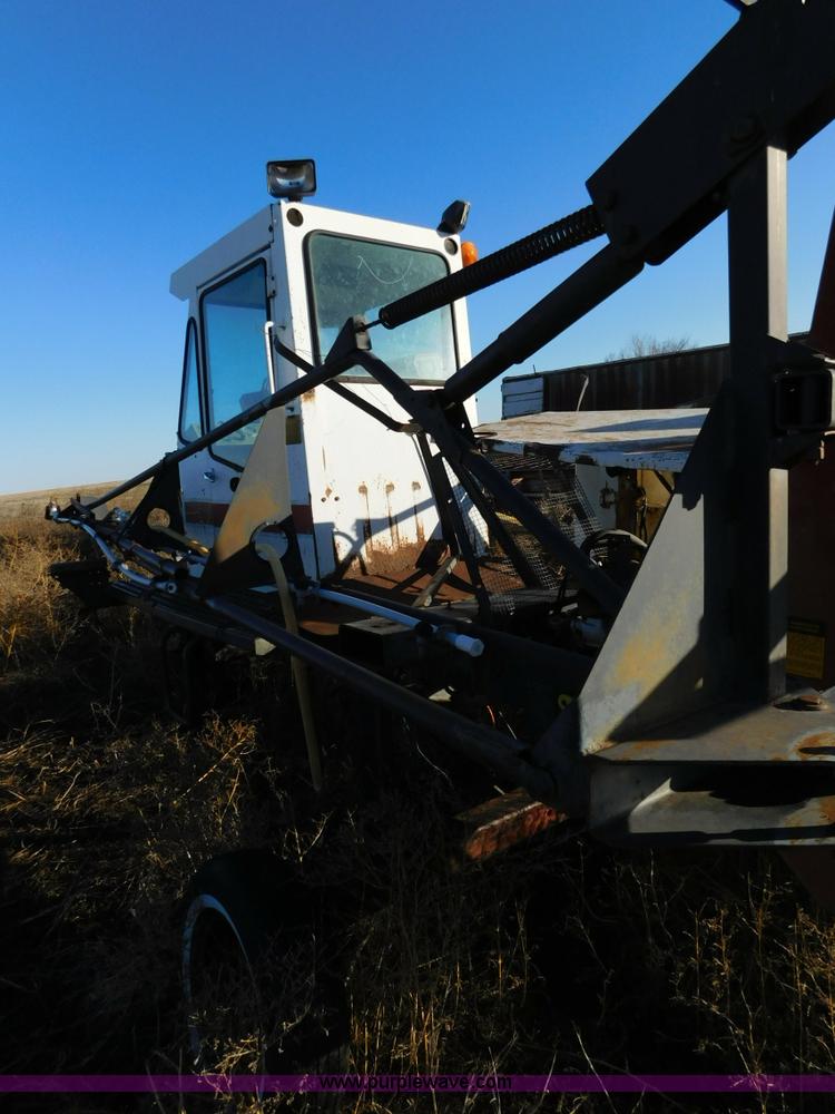 image for item J7410 SpraCoupe 220 self-propelled applicator