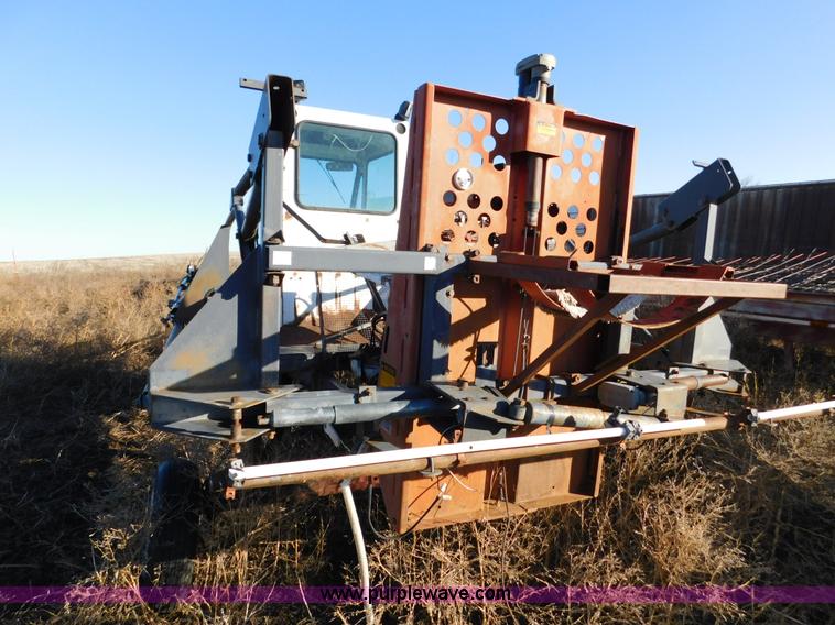 image for item J7410 SpraCoupe 220 self-propelled applicator