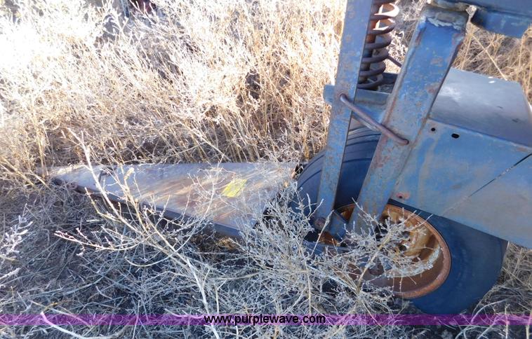 image for item J7410 SpraCoupe 220 self-propelled applicator