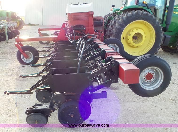 image for item J8371 Case IH 800 planter