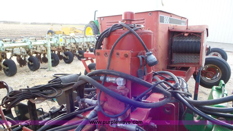 image for item J8371 Case IH 800 planter