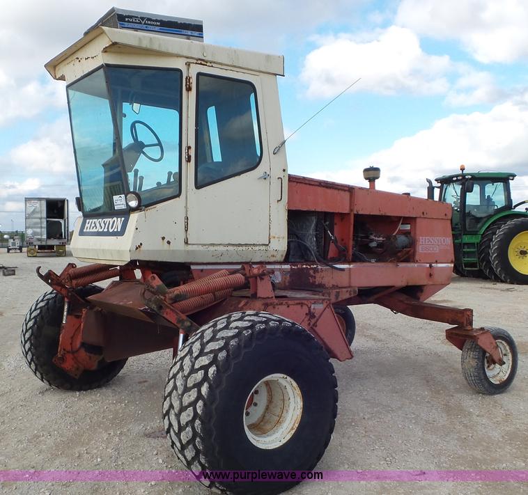 image for item J8373 Hesston 6600 self-propelled swather