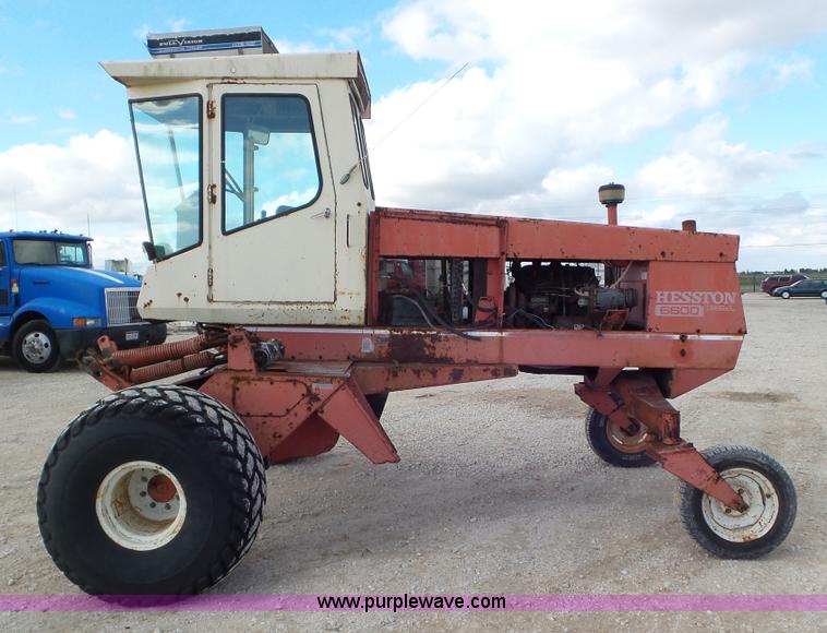 image for item J8373 Hesston 6600 self-propelled swather