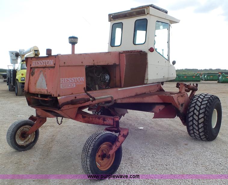 image for item J8373 Hesston 6600 self-propelled swather