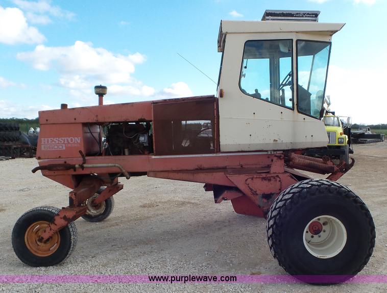 image for item J8373 Hesston 6600 self-propelled swather