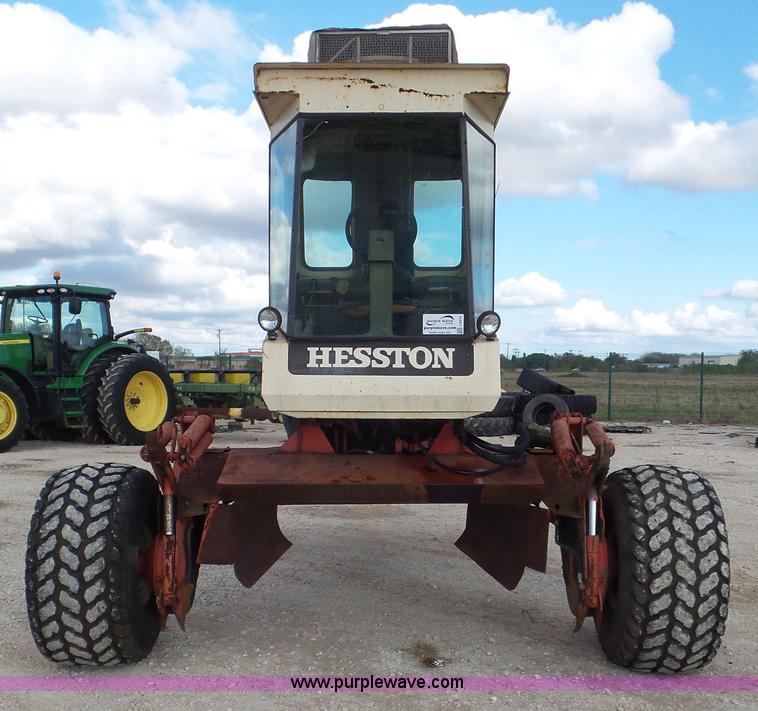 image for item J8373 Hesston 6600 self-propelled swather