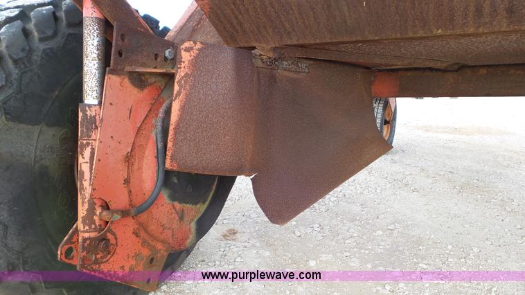 image for item J8373 Hesston 6600 self-propelled swather