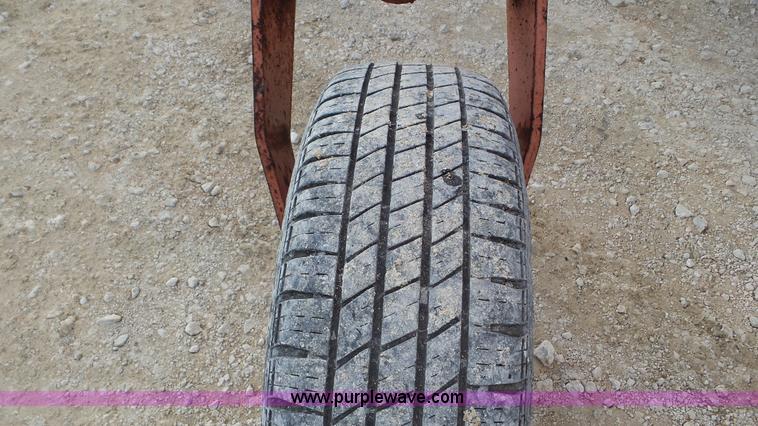 image for item J8373 Hesston 6600 self-propelled swather