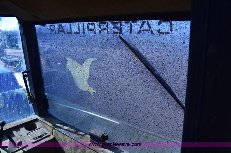 image for item K4457 1987 Caterpillar Challenger 65 tractor