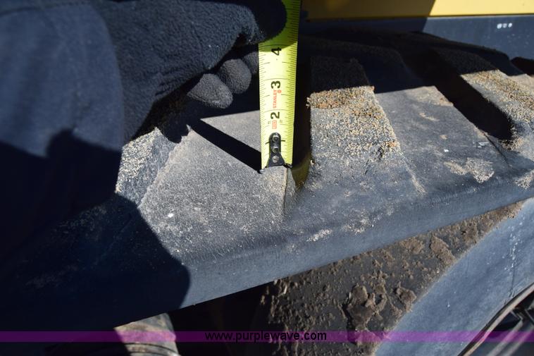 image for item K4457 1987 Caterpillar Challenger 65 tractor