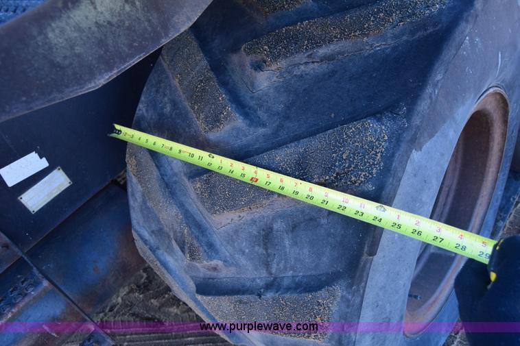 image for item K4457 1987 Caterpillar Challenger 65 tractor