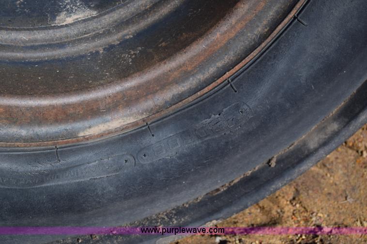 image for item K4457 1987 Caterpillar Challenger 65 tractor