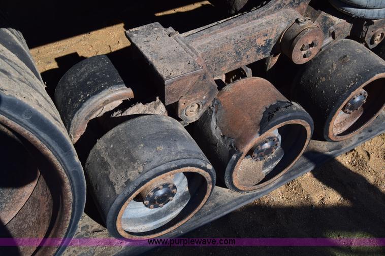 image for item K4457 1987 Caterpillar Challenger 65 tractor