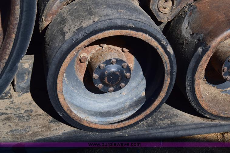 image for item K4457 1987 Caterpillar Challenger 65 tractor