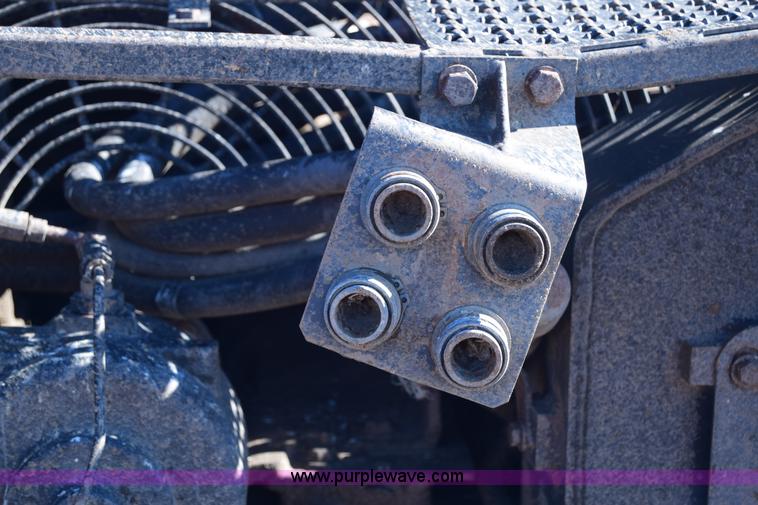 image for item K4457 1987 Caterpillar Challenger 65 tractor