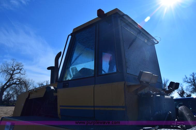 image for item K4457 1987 Caterpillar Challenger 65 tractor