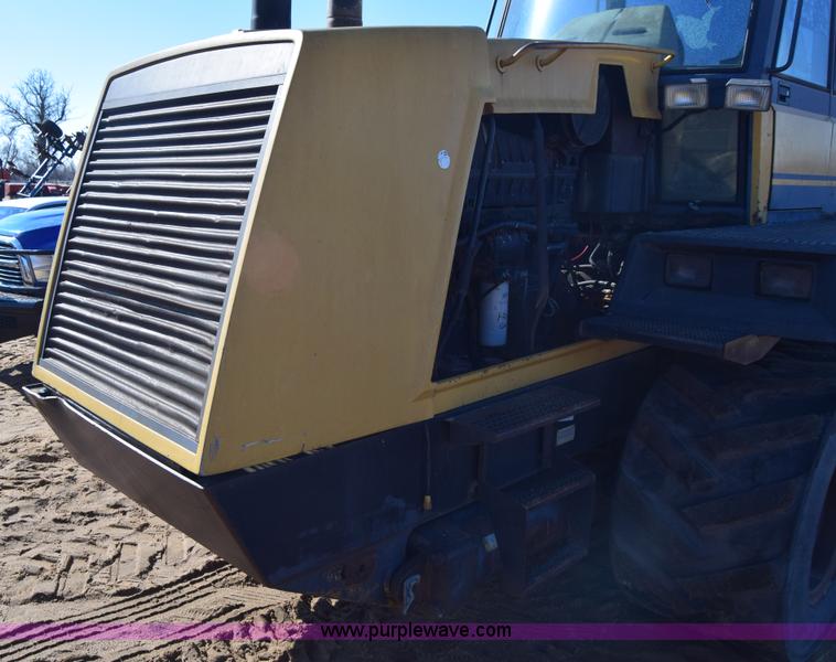 image for item K4457 1987 Caterpillar Challenger 65 tractor
