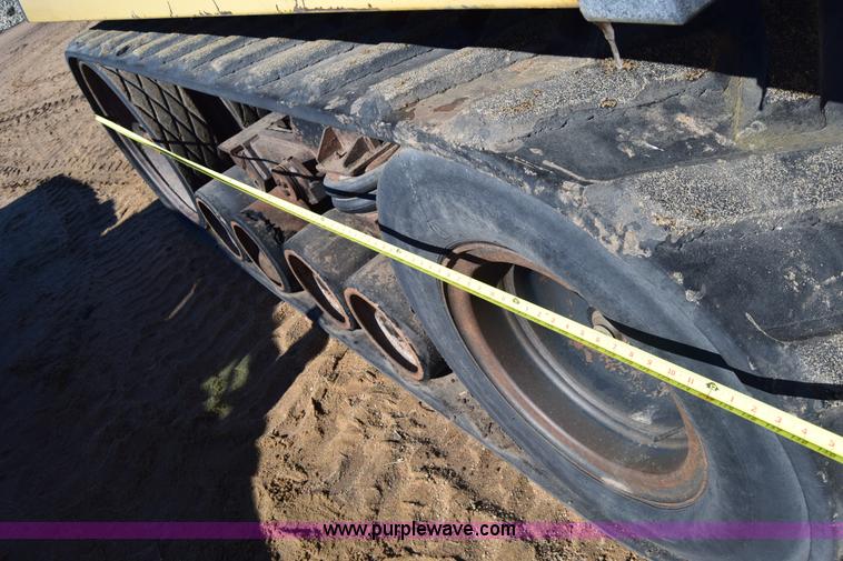 image for item K4457 1987 Caterpillar Challenger 65 tractor