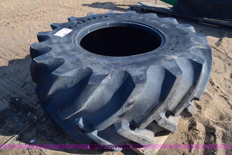 image for item K4462 Goodyear 800/65R32 Radial implement tire