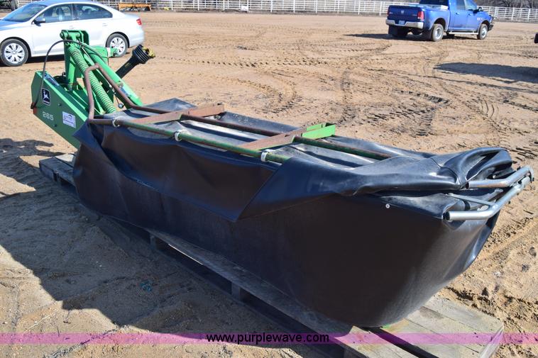 image for item K4463 John Deere 265 rotary mower