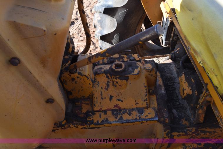 image for item L1012 Minneapolis Moline 445 tractor