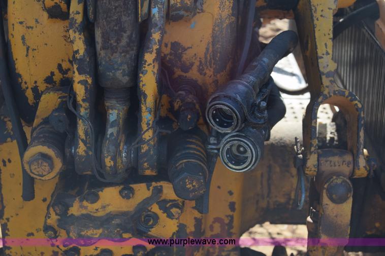 image for item L1012 Minneapolis Moline 445 tractor