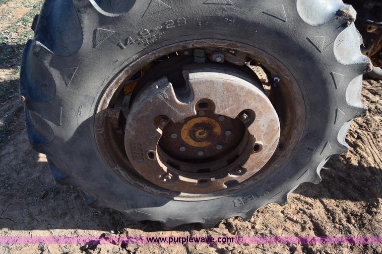 image for item L1012 Minneapolis Moline 445 tractor