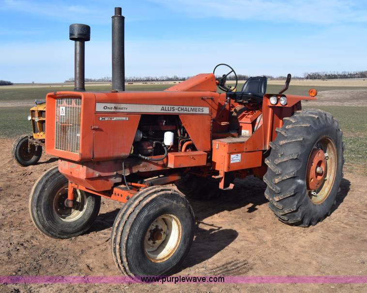 image for item L1013 Allis Chalmers 190 tractor