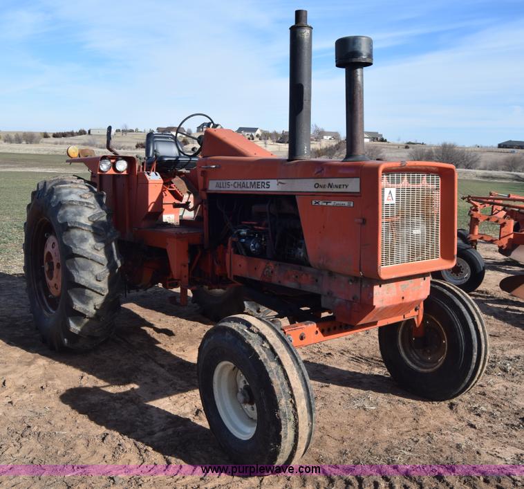 image for item L1013 Allis Chalmers 190 tractor