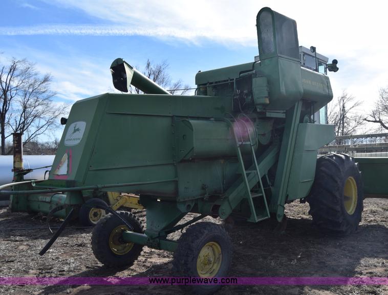 image for item L1018 John Deere 55 combine