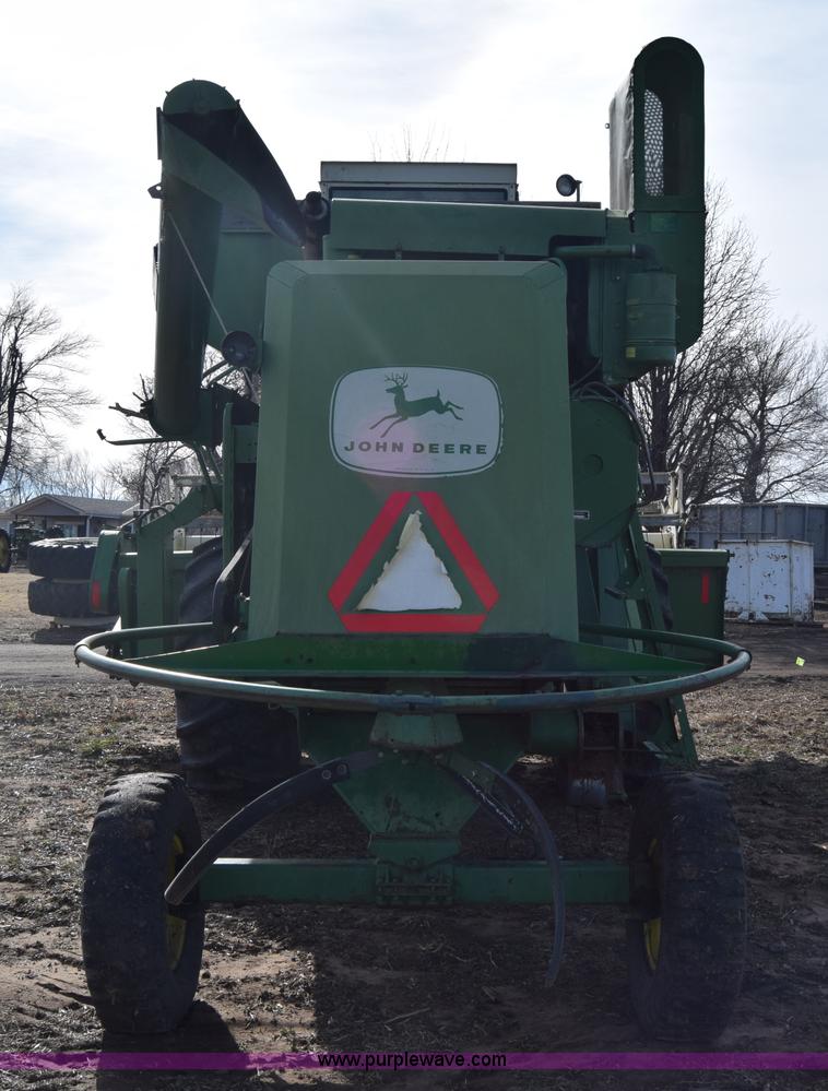 image for item L1018 John Deere 55 combine