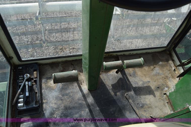 image for item L1018 John Deere 55 combine