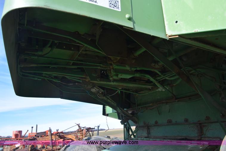 image for item L1018 John Deere 55 combine