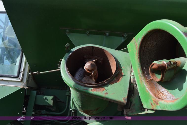 image for item L1018 John Deere 55 combine