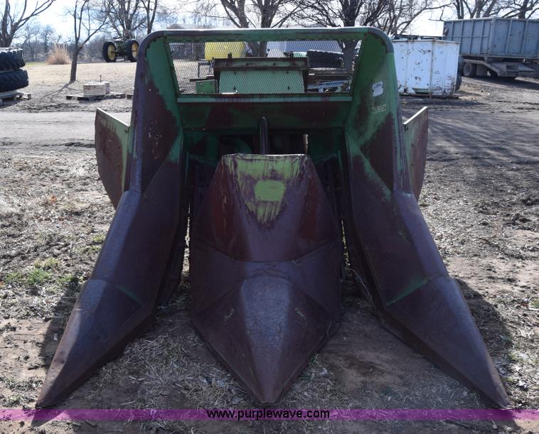 image for item L1018 John Deere 55 combine