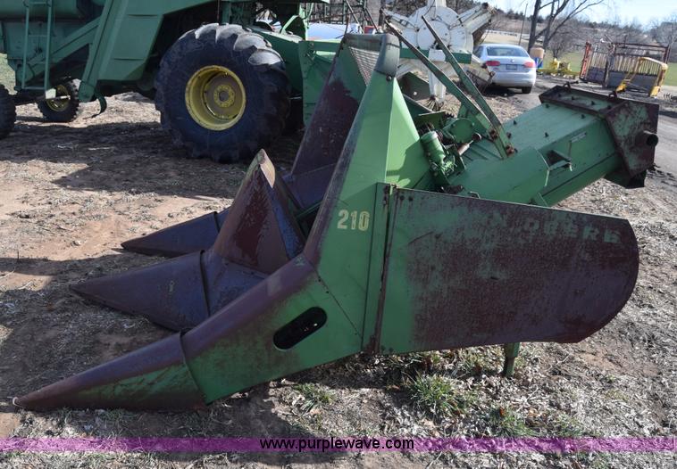 image for item L1018 John Deere 55 combine