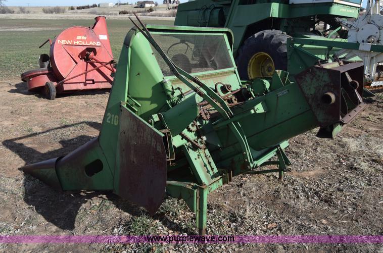 image for item L1018 John Deere 55 combine