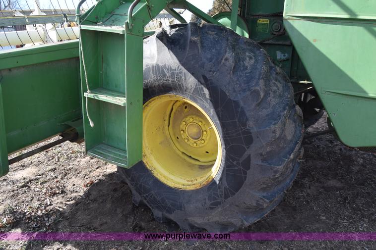 image for item L1018 John Deere 55 combine