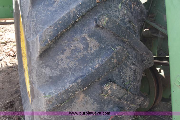 image for item L1018 John Deere 55 combine