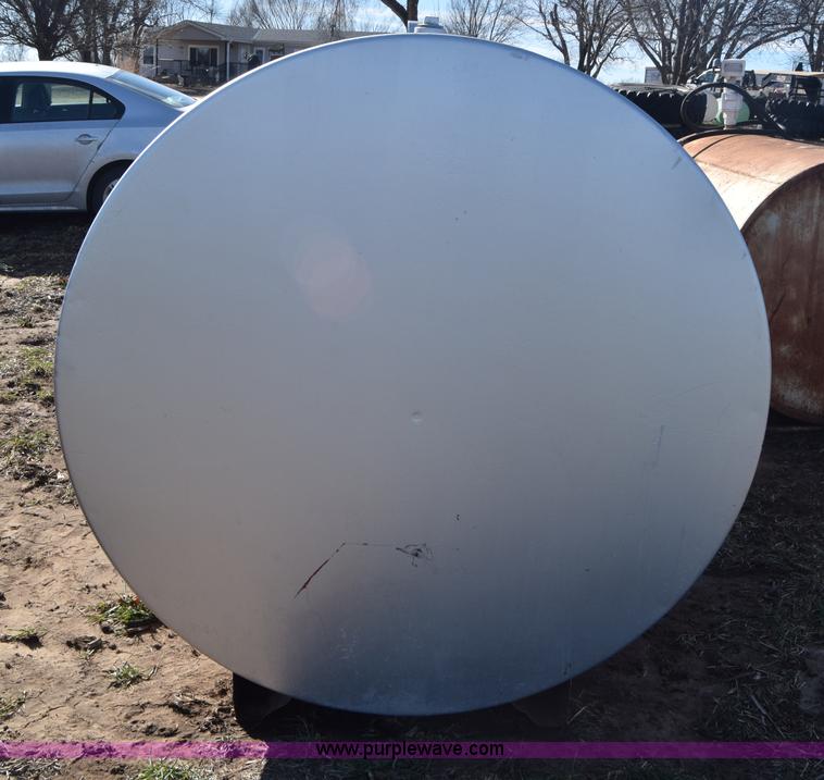 image for item L1021 Tank