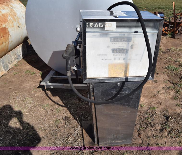 image for item L1021 Tank