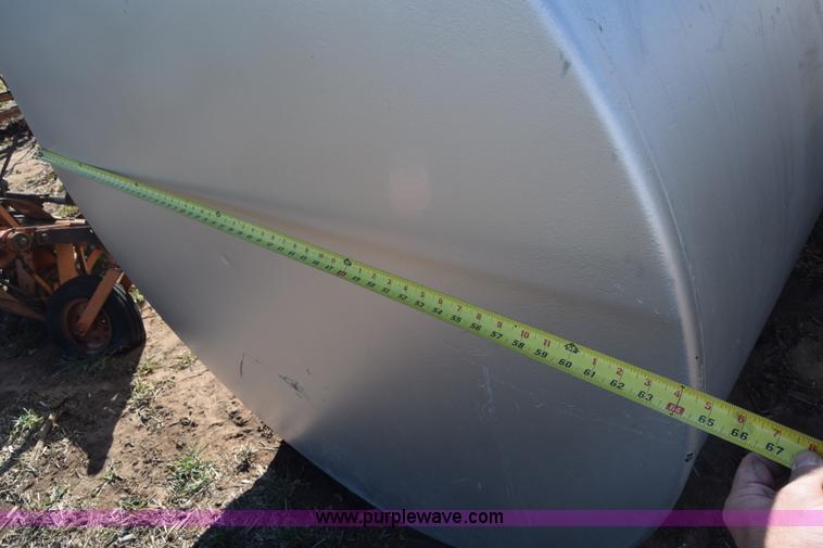 image for item L1021 Tank