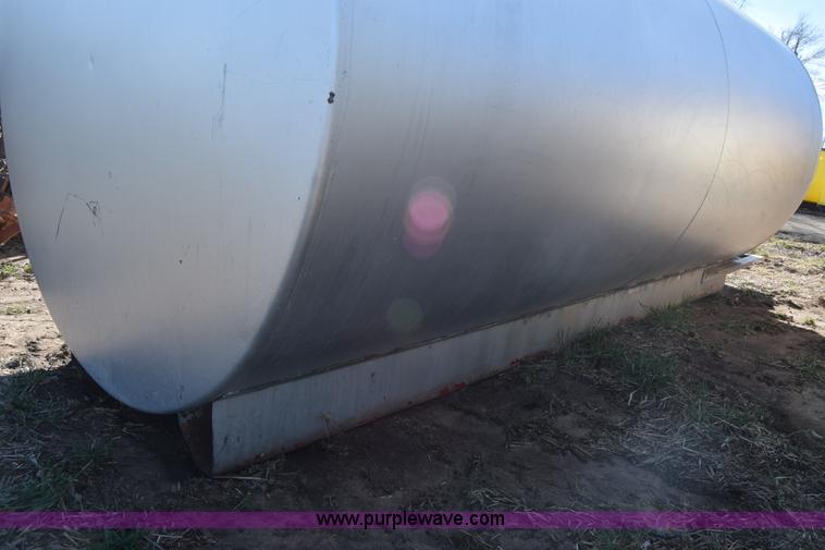 image for item L1021 Tank