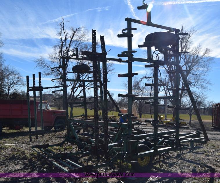 image for item L1024 John Deere 1000 field cultivator