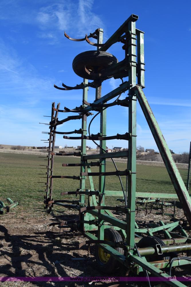 image for item L1024 John Deere 1000 field cultivator