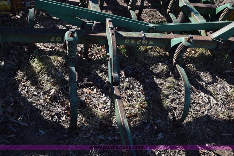 image for item L1024 John Deere 1000 field cultivator