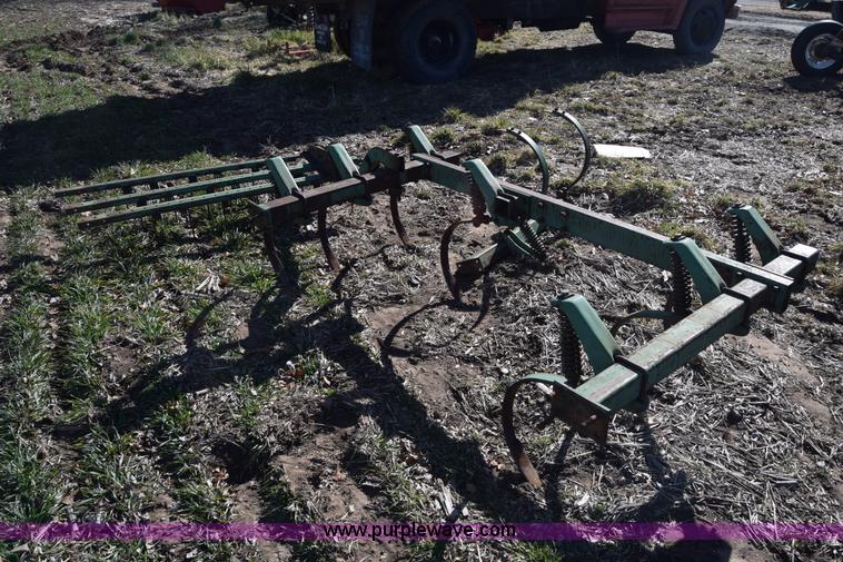 image for item L1024 John Deere 1000 field cultivator